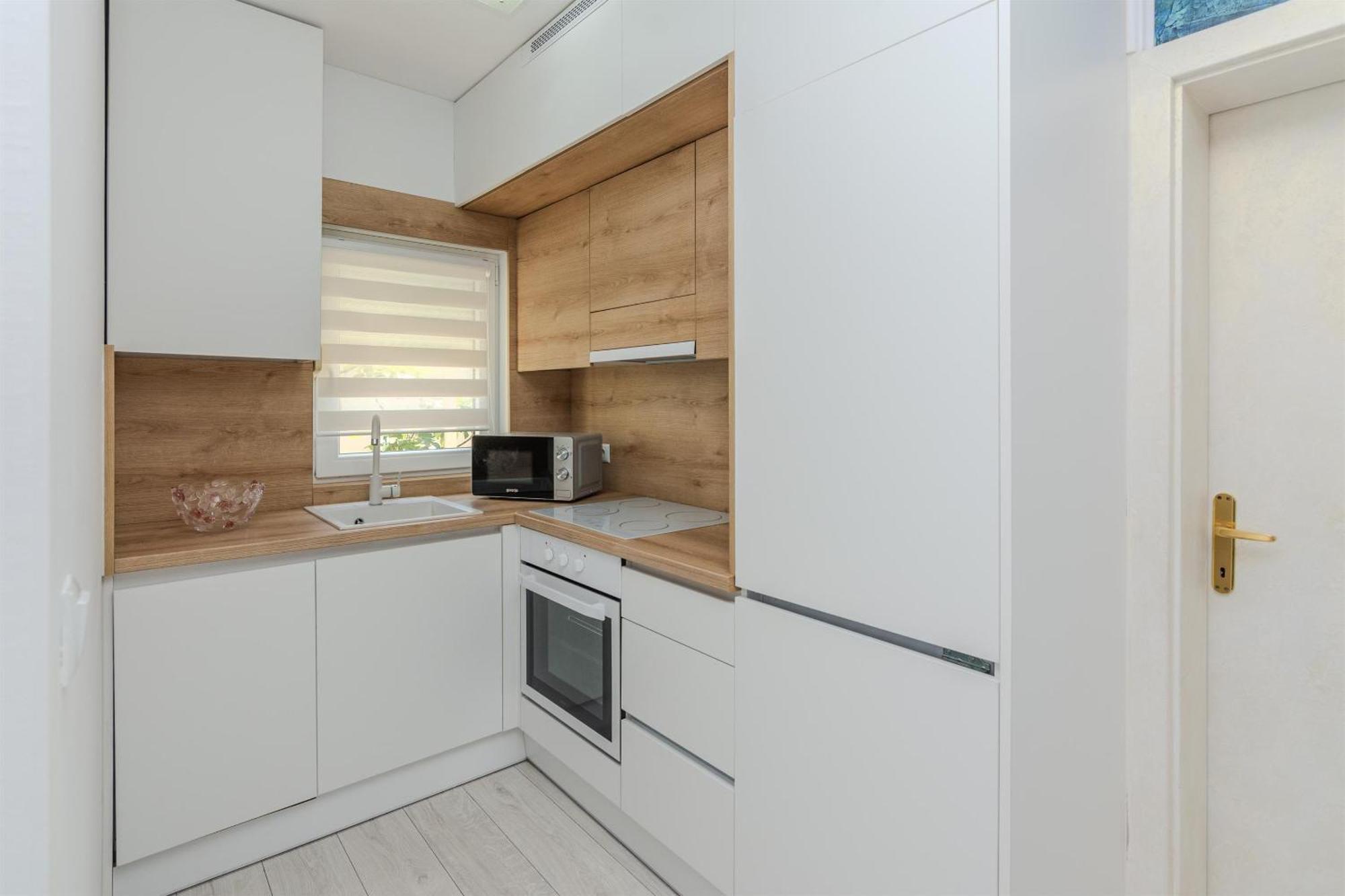 Apartments Lucica Vir Eksteriør bilde