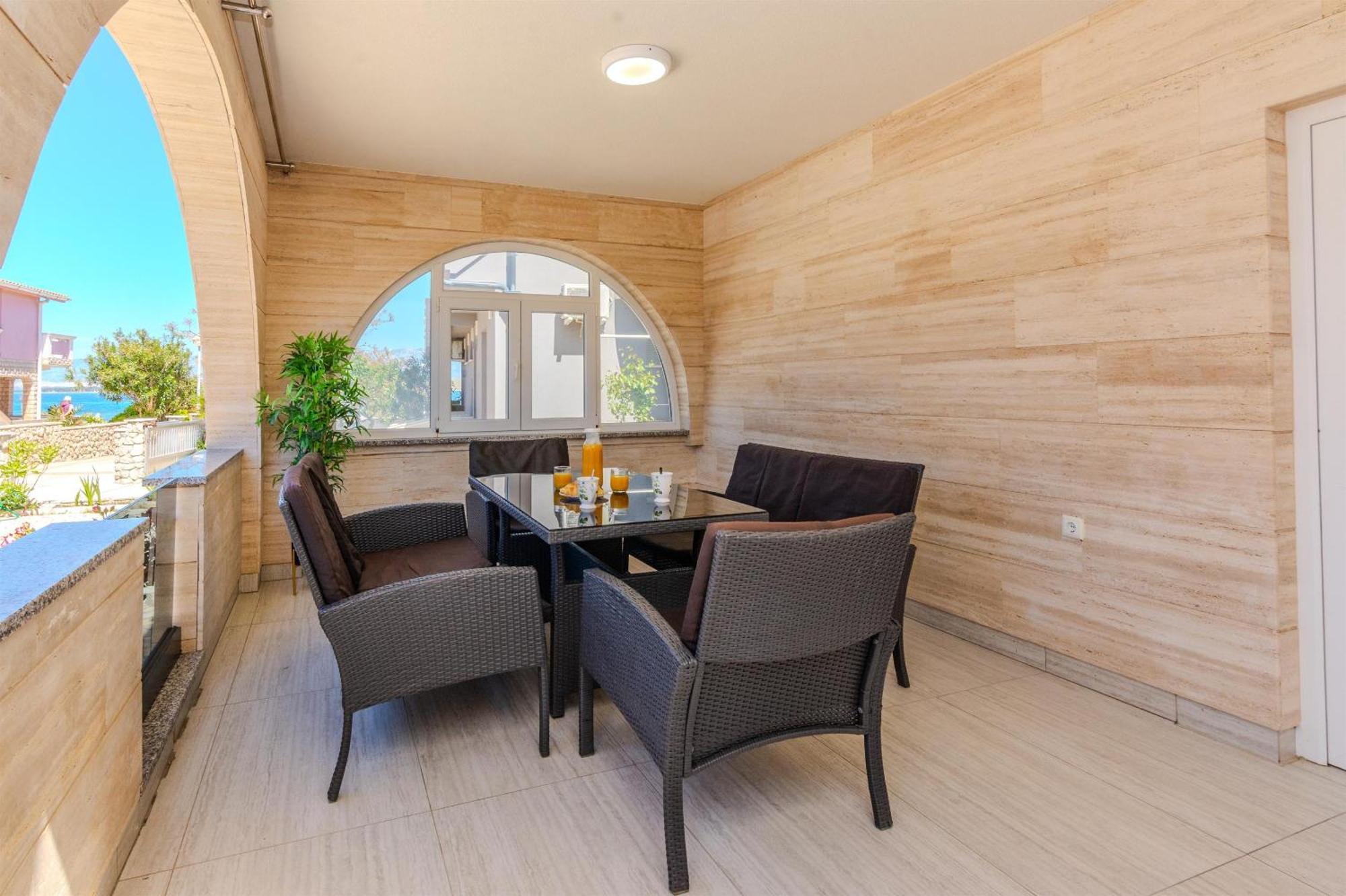 Apartments Lucica Vir Eksteriør bilde