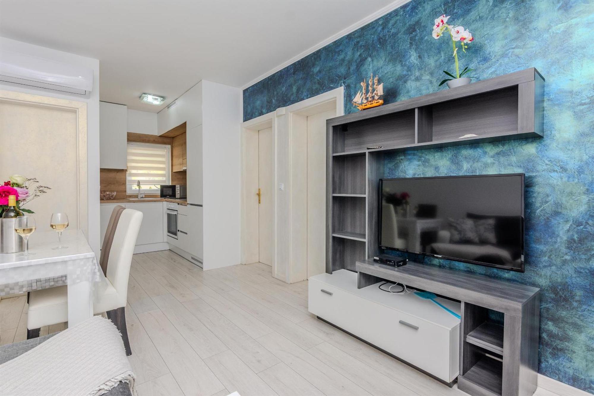 Apartments Lucica Vir Eksteriør bilde